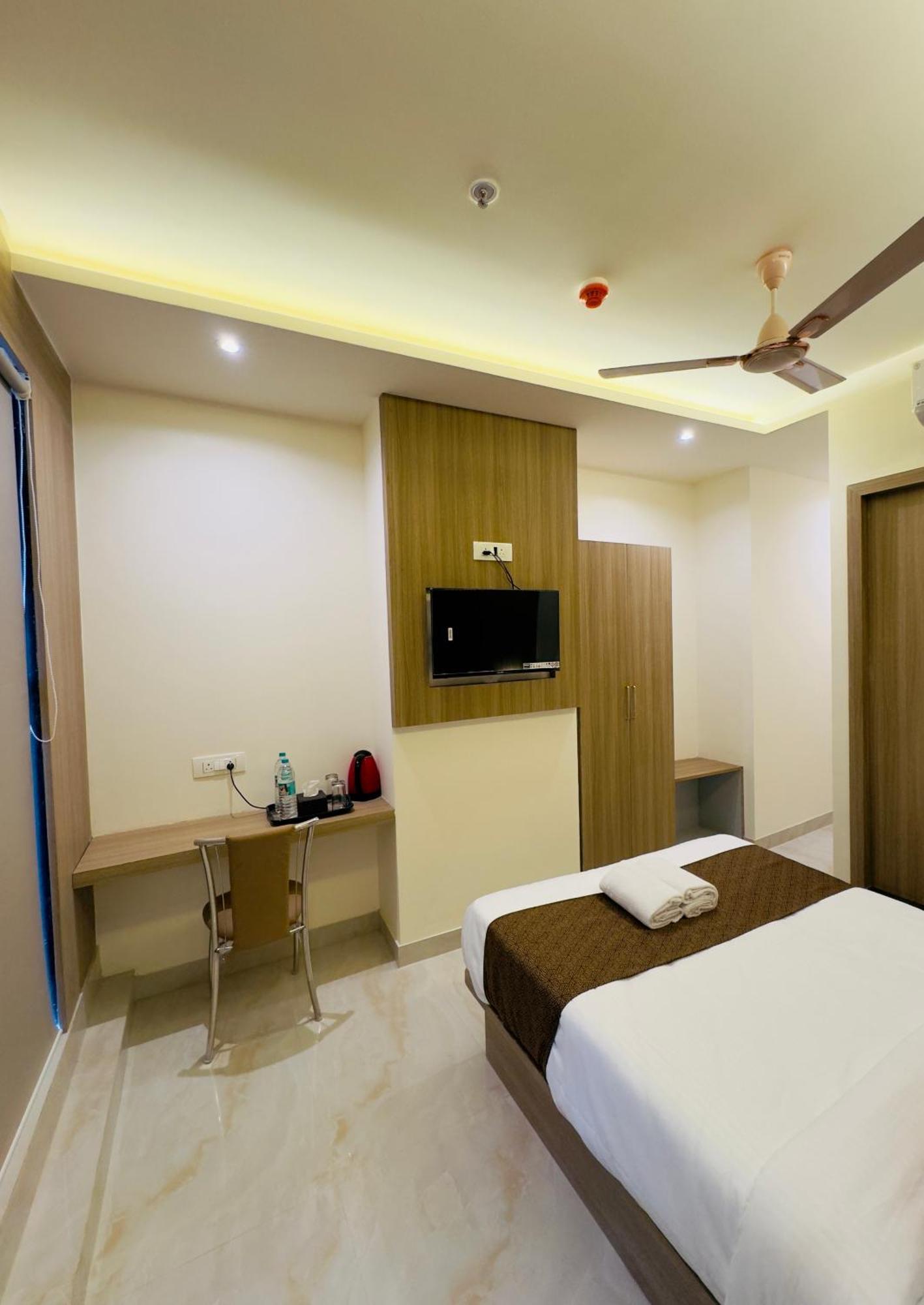 Hotel Bellamont มุมไบ ภายนอก รูปภาพ