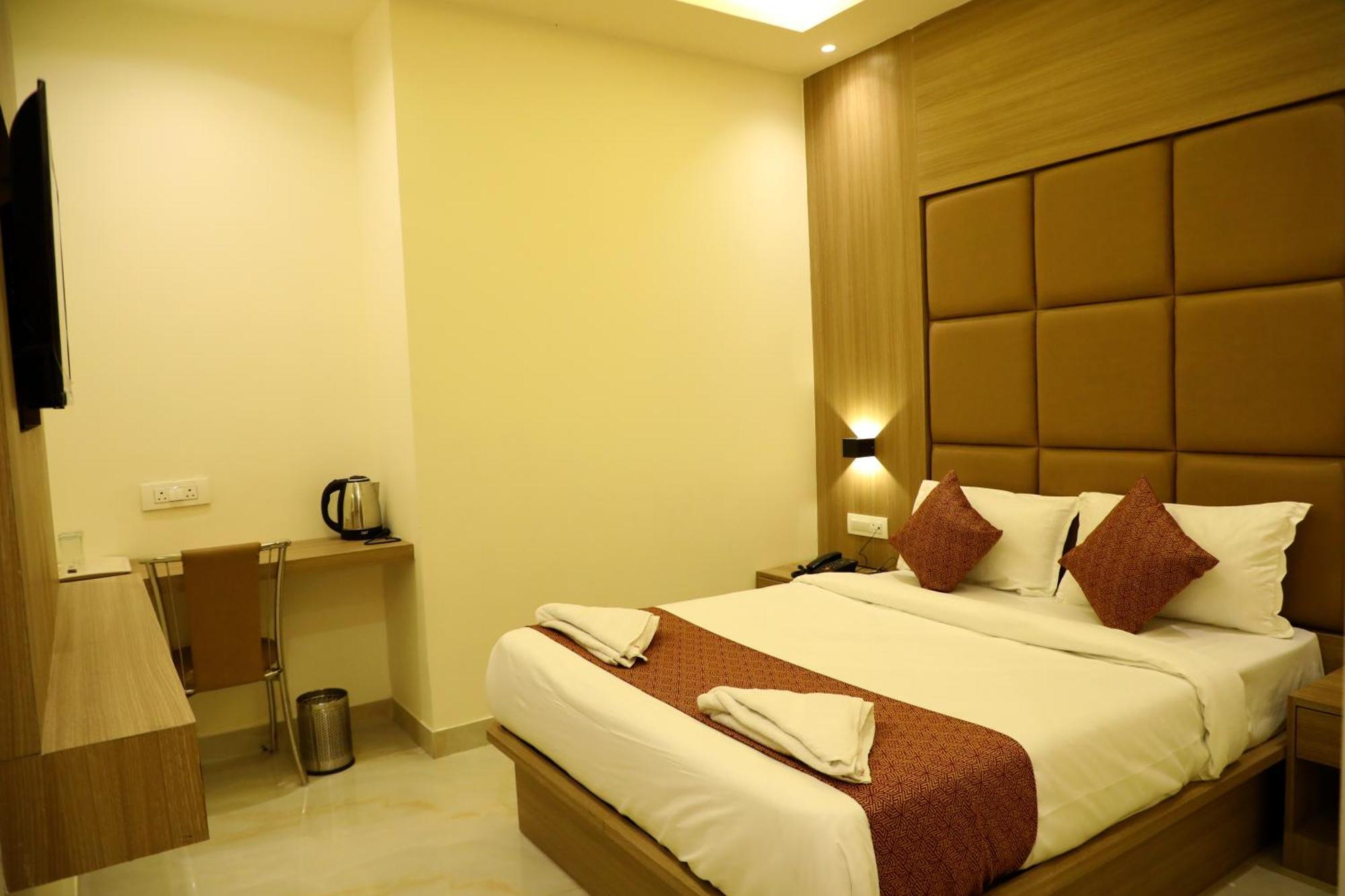 Hotel Bellamont มุมไบ ภายนอก รูปภาพ